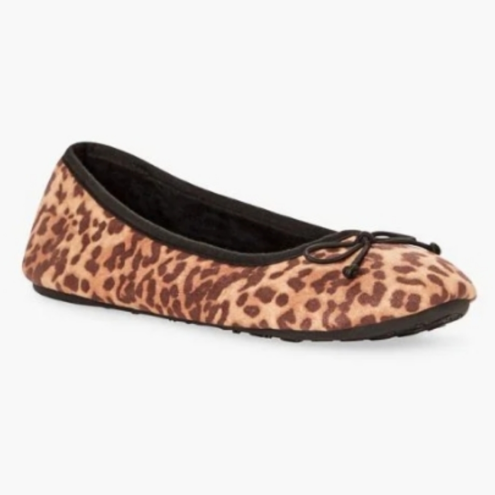 Leopard Print Flats Sz Small New Without Box